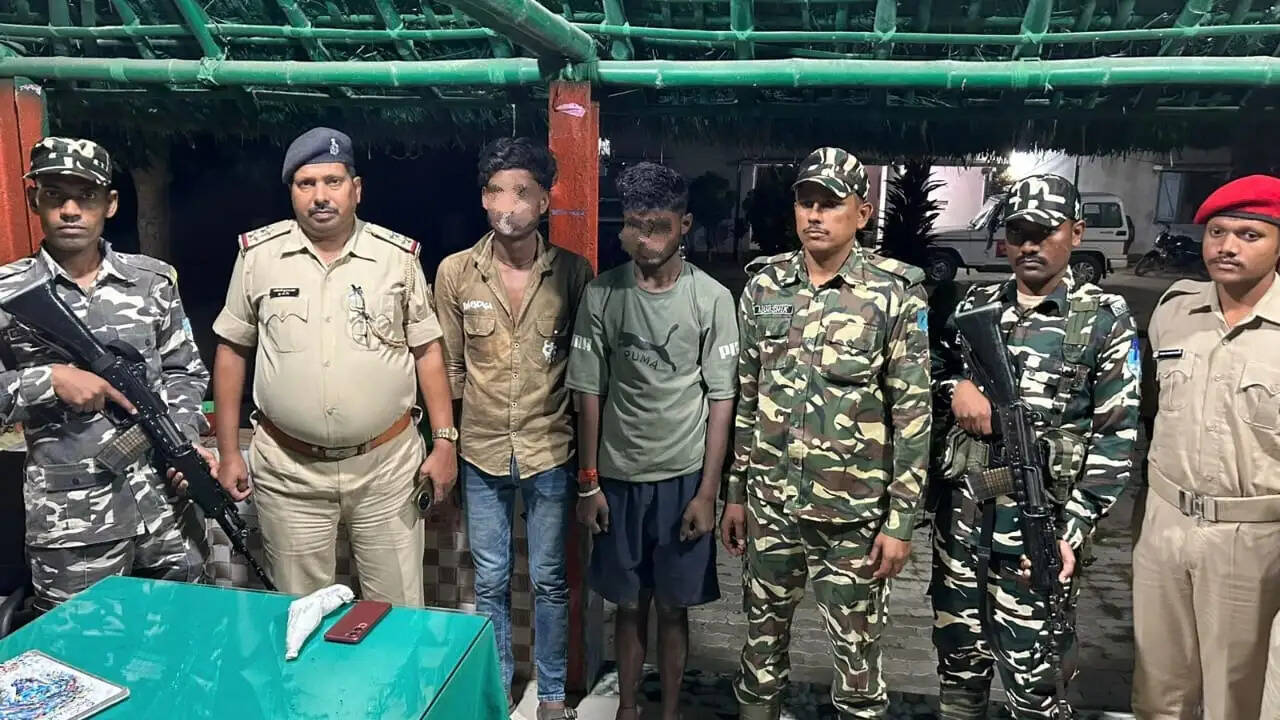 भारत-नेपाल सीमा पर एसएसबी की कार्रवाई, देशी कट्टा और जिंदा कारतूस बरामद