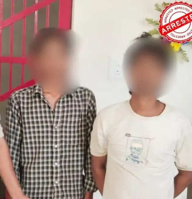 सुपौल में 11 ग्राम स्मैक के साथ दो तस्कर गिरफ्तार, वाहन जांच के दौरान पुलिस की कार्रवाई