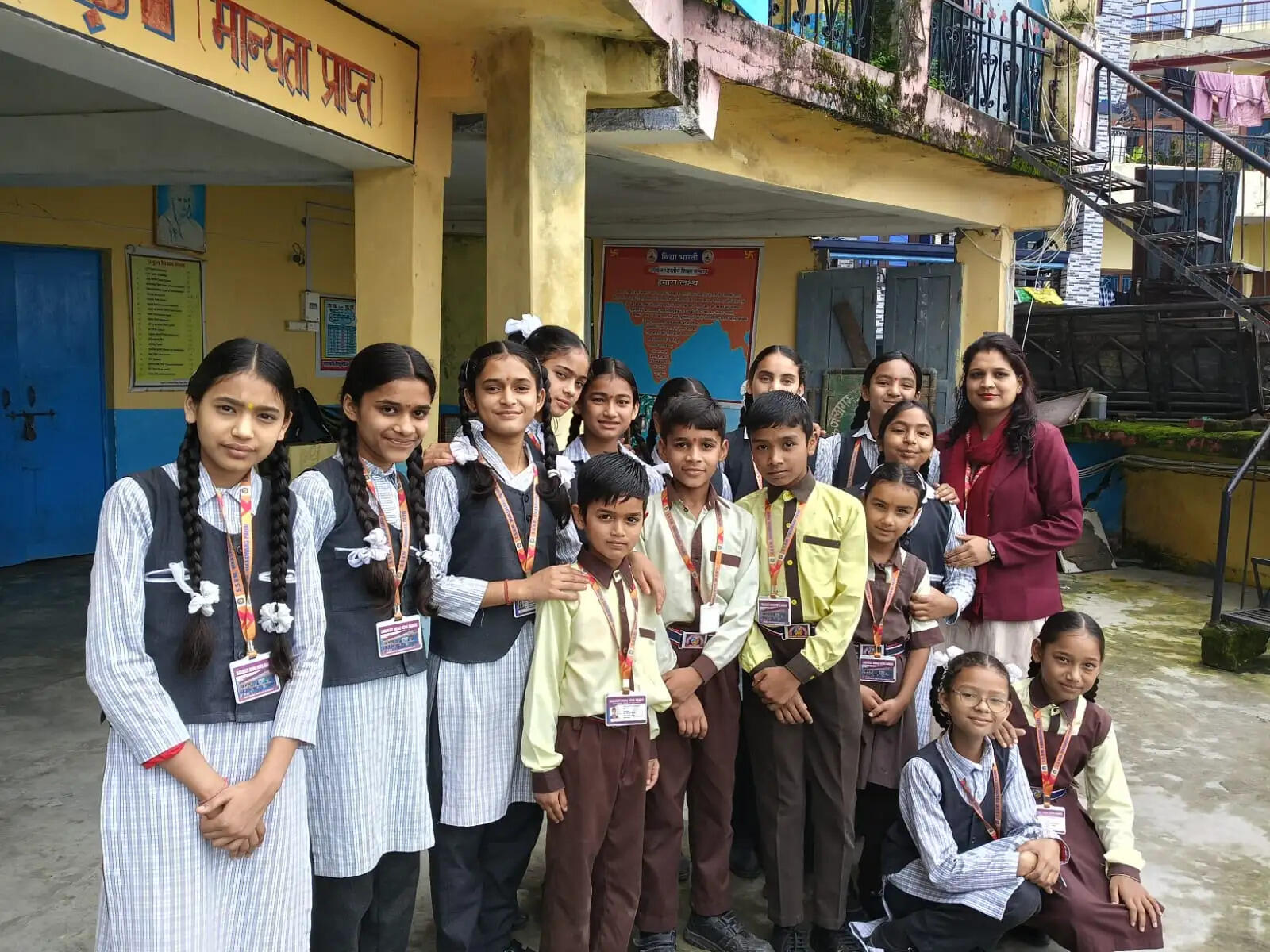 संकुल स्तरीय क्रीड़ा व बौद्धिक प्रतियोगिता में विकास मार्ग पौड़ी का दबदबा