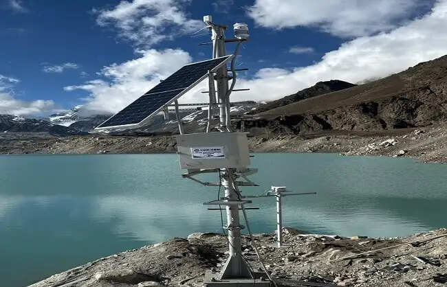 वसुंधरा ताल में पूर्व चेतावनी प्रणाली का पहला चरण सफल, ग्लेशियल झीलों से बाढ़ के खतरे की निगरानी होगी मजबूत