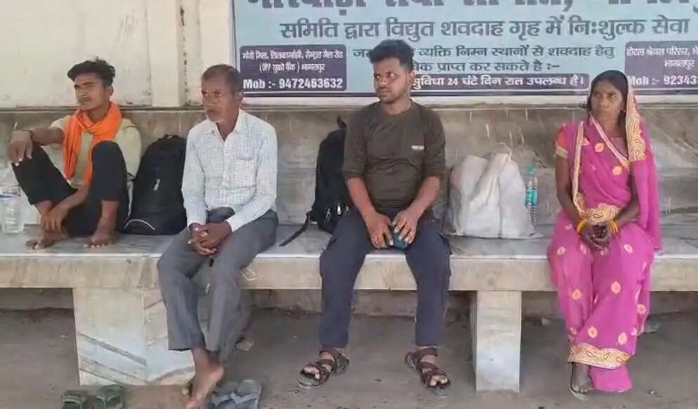 जहर खाने से महिला की मौत