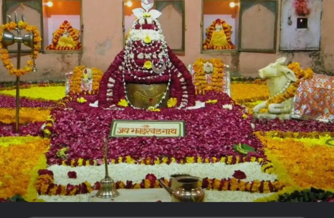हरिद्वार से जयपुर आए गंगाजल से&nbsp;झारखंड महादेव मंदिर में&nbsp; शिवभक्त करेंगे शिवाभिषेक