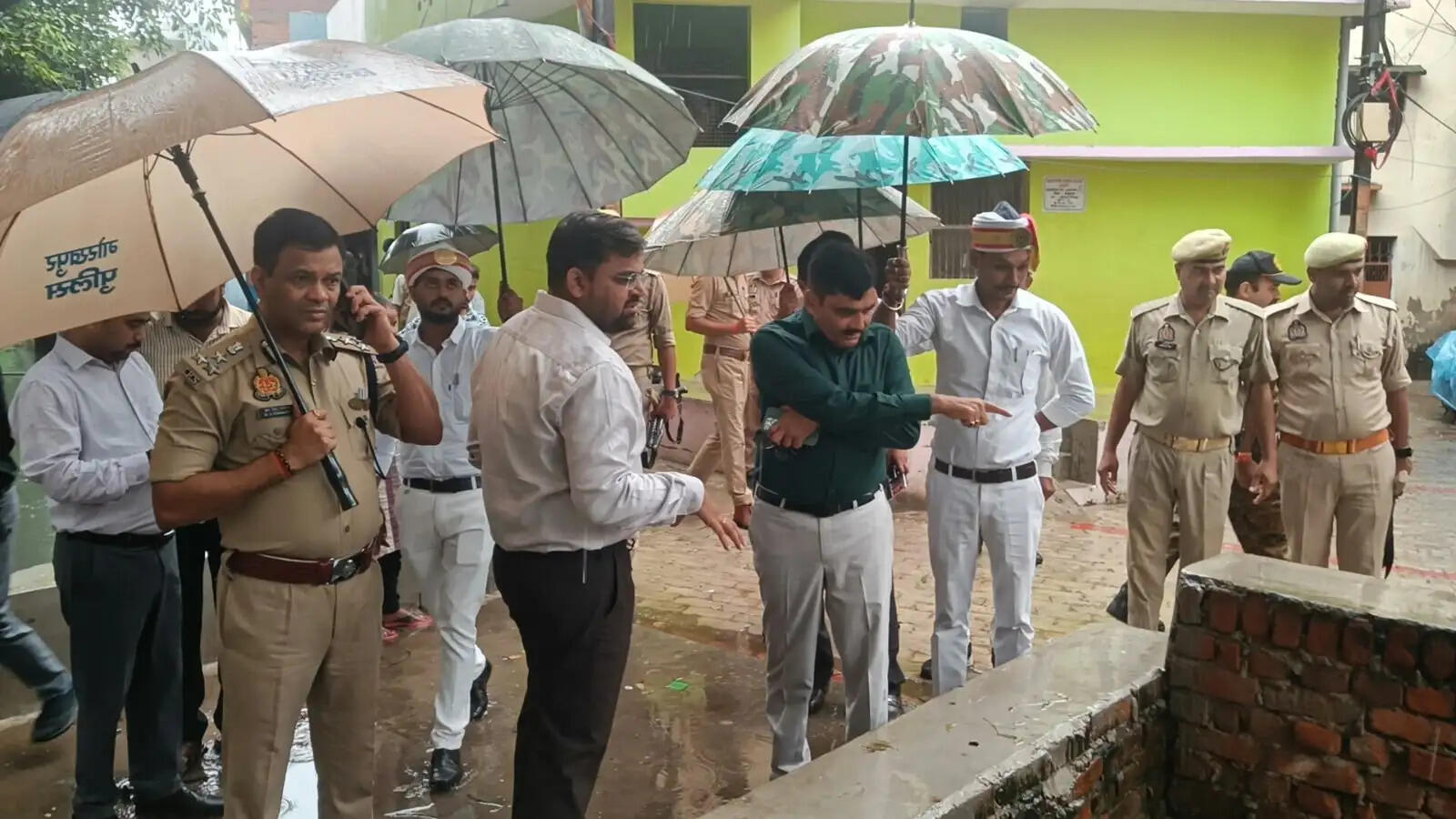 नाला सफाई व्यवस्था का मंडलायुक्त ने लिया जायजा