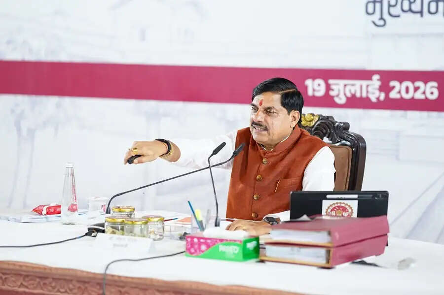 मप्र के 10.54 लाख किसानों के खातों में जारी की गई 1460 करोड़ 25 लाख रुपये की फसल बीमा राशि