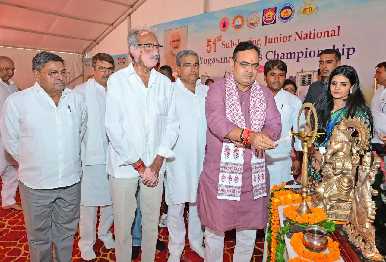 नशा छोड़ें, योग अपनाएं और विकसित भारत के निर्माण में दें योगदान : मुख्यमंत्री