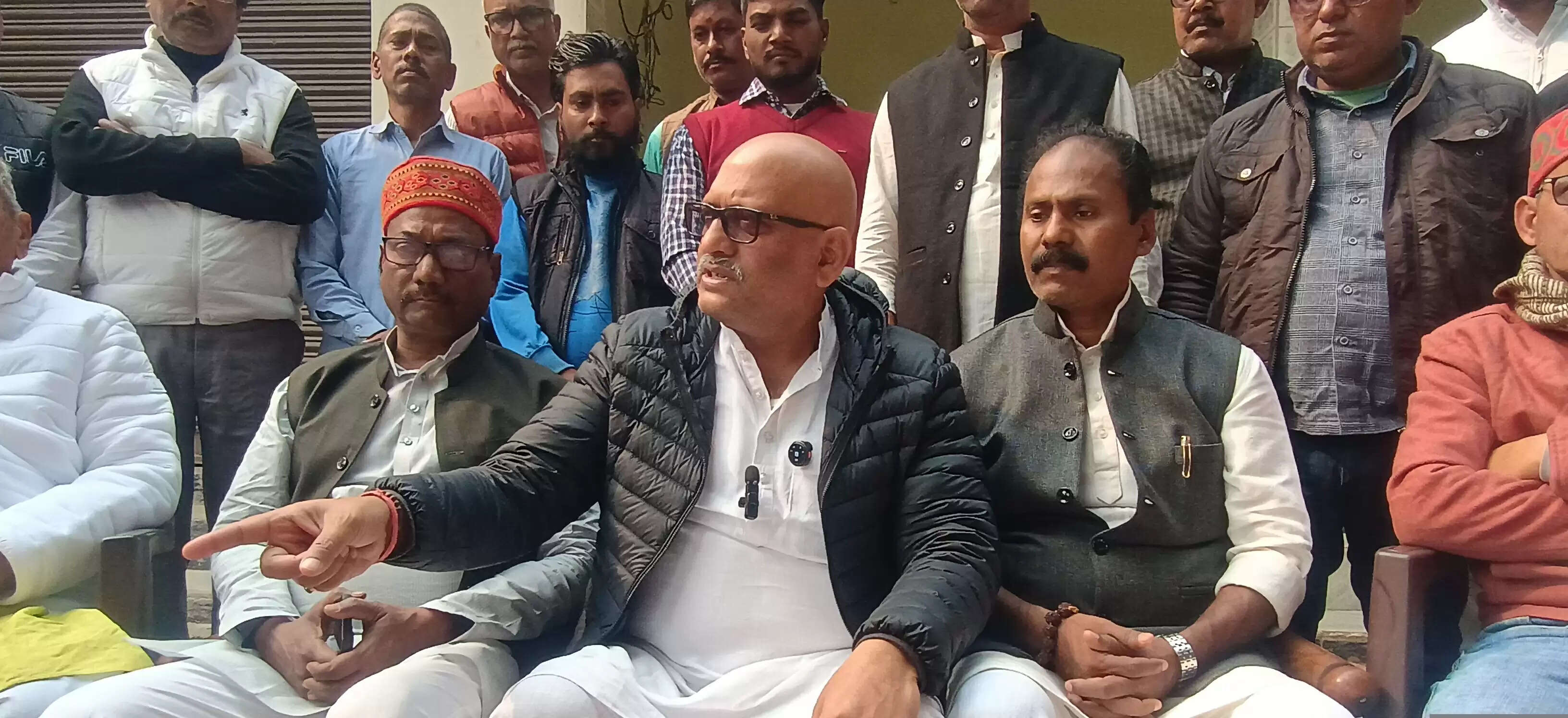 स्वामी अविमुक्तेश्वरानंद को नाेटिस देना गलत : अजय राय