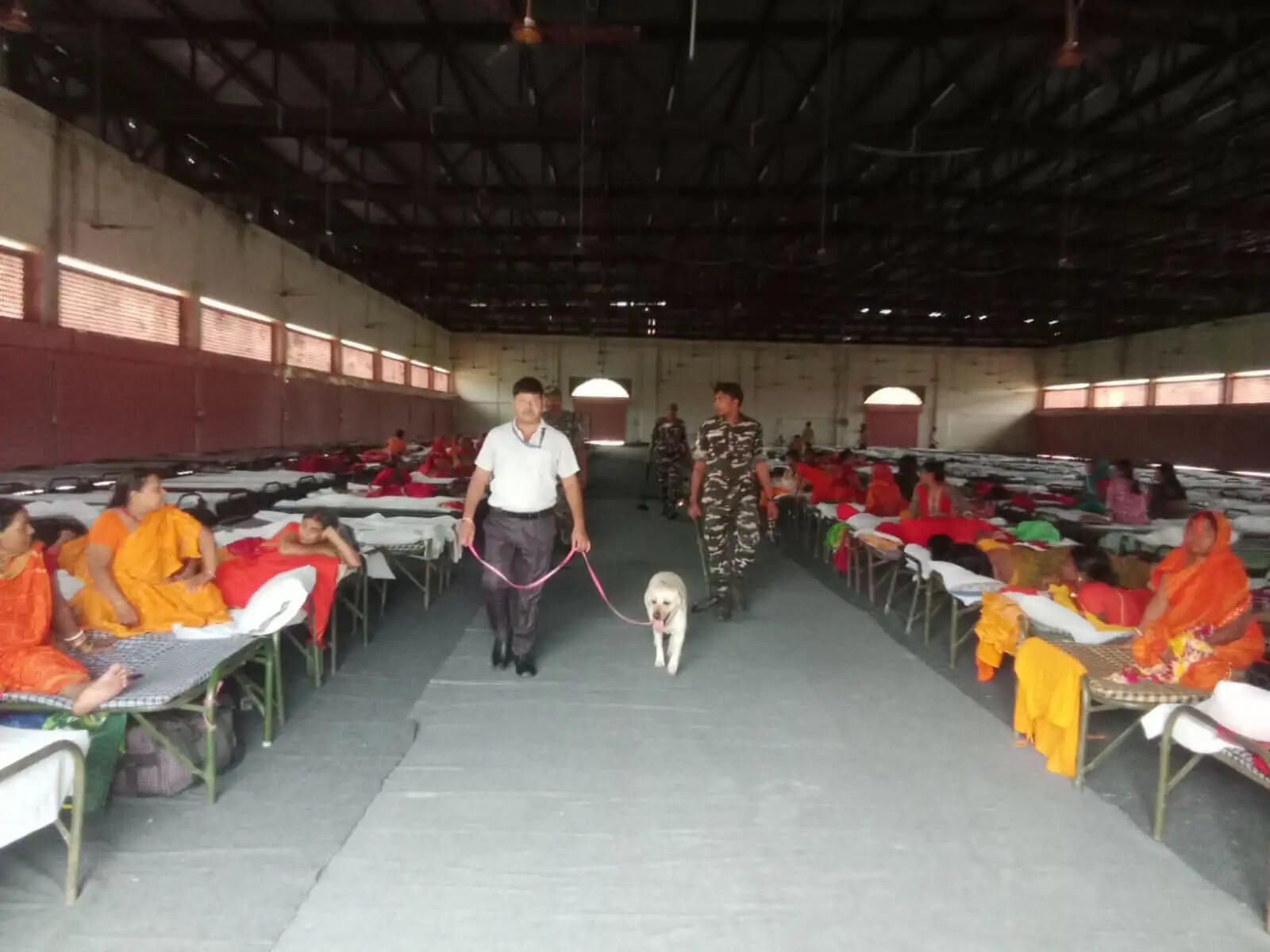 कांवड़िया पथ और ठहराव स्थलों पर बम निरोधक दस्ता एवं डॉग डॉग स्क्वाड से जांच