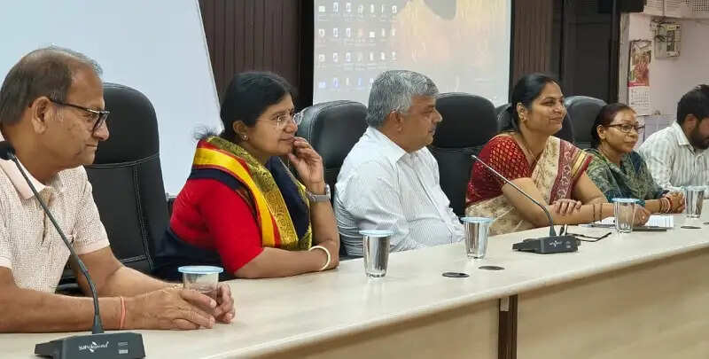 मप्र में राज्य आनंद संस्थान की पहल : 2160 शिक्षक होंगे आनंद सभा के प्रशिक्षक