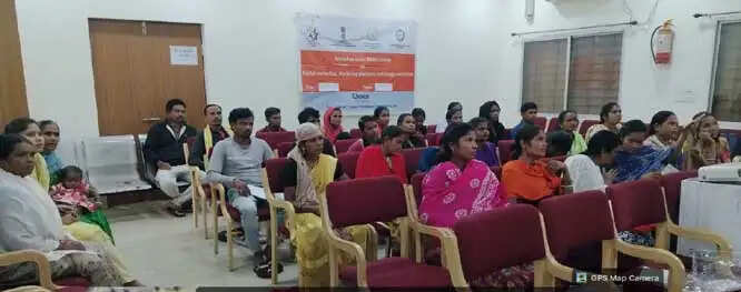बास्तानार में स्थानीय उद्यमियों ने सीखे डिजिटल मार्केटिंग और ई-कॉमर्स के गुर