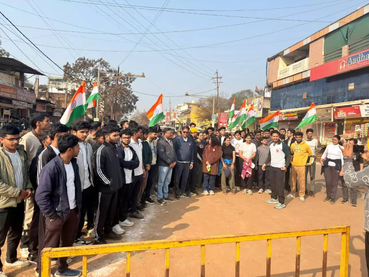 शिवपुरीः राष्ट्रीय युवा दिवस पर एनएमओ ने किया भव्य मैराथन का आयोजन