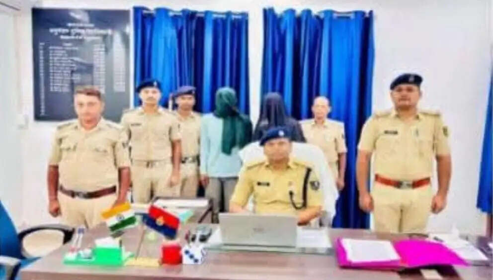 सुपौल में 90.49 ग्राम स्मैक के साथ दो तस्कर गिरफ्तार, राजेश्वरी थाना पुलिस की बड़ी कार्रवाई