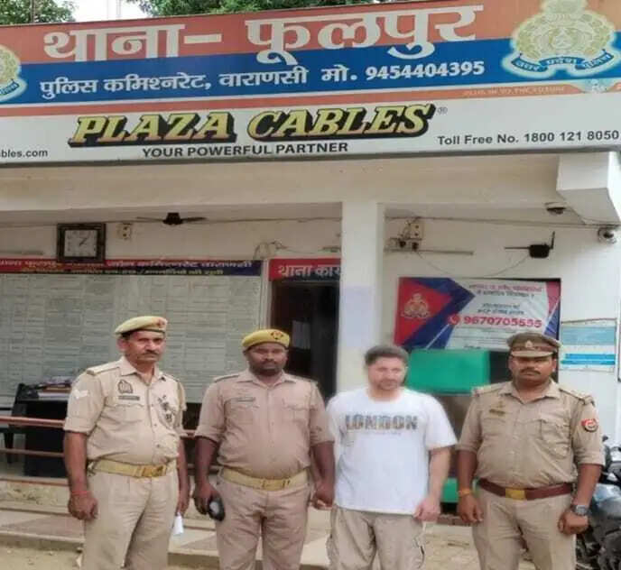 फर्जी भारतीय पासपोर्ट के सहारे विदेश जाने की कोशिश में अफगान नागरिक गिरफ्तार