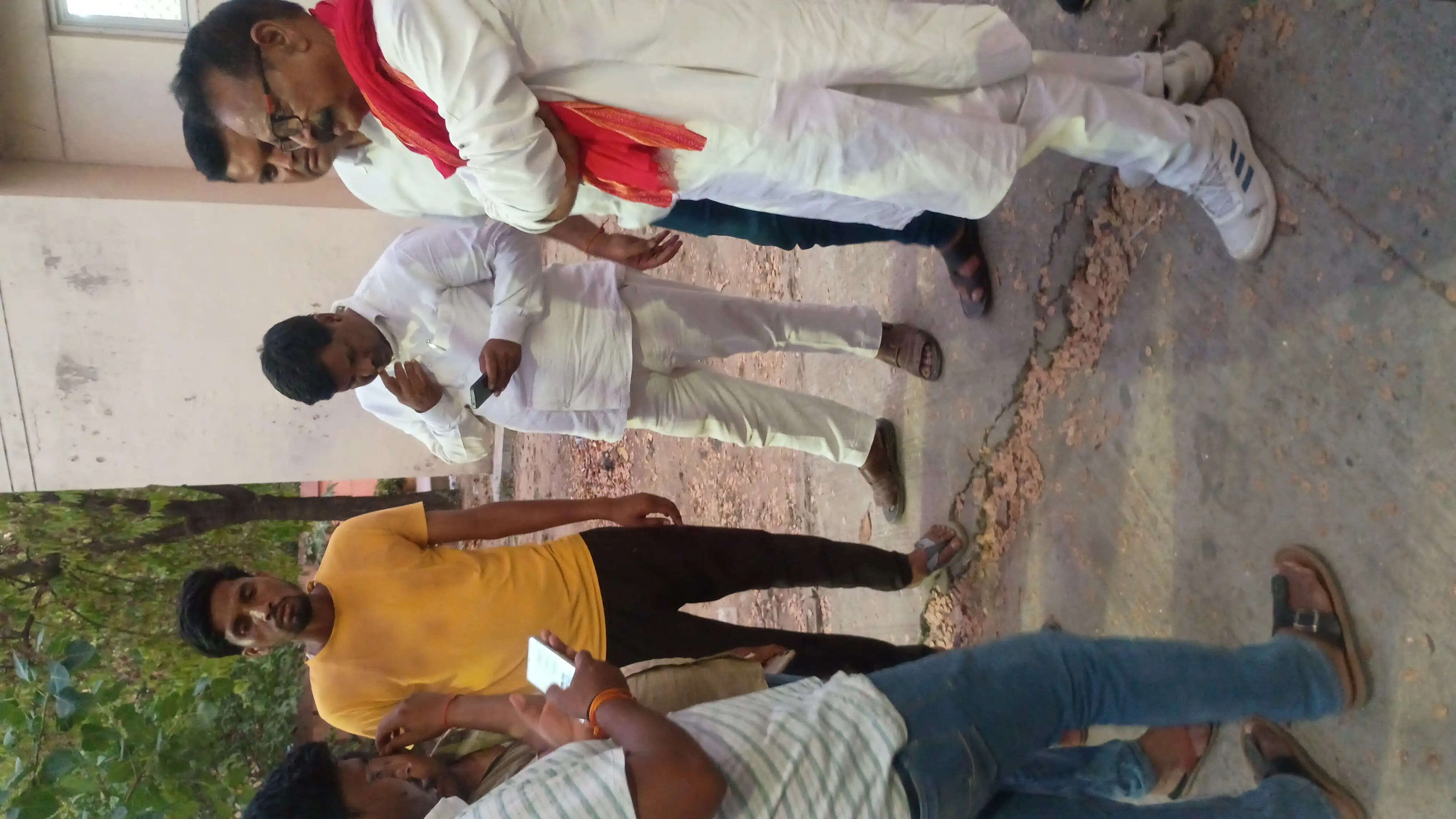 छुट्टी पर घर आए दरोगा की मौत