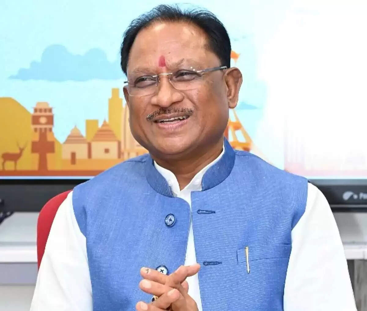 गुरु जीवन में अज्ञानता का अंधकार दूर कर ज्ञान का प्रकाश प्रदान करते हैं : मुख्यमंत्री साय