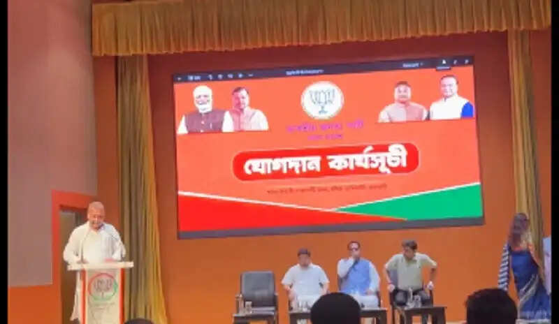 भाजपा की नीतियों और आदर्शों से आकर्षित होकर 100 से अधिक डॉक्टर पार्टी में शामिल