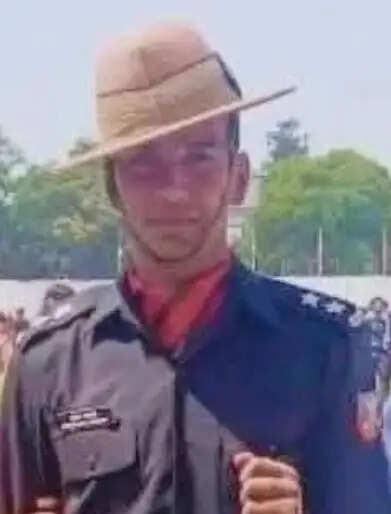 राजौरी से अल्मोड़ा पहुंचा कैप्टन बीरेश्वर गोस्वामी का पार्थिव शरीर