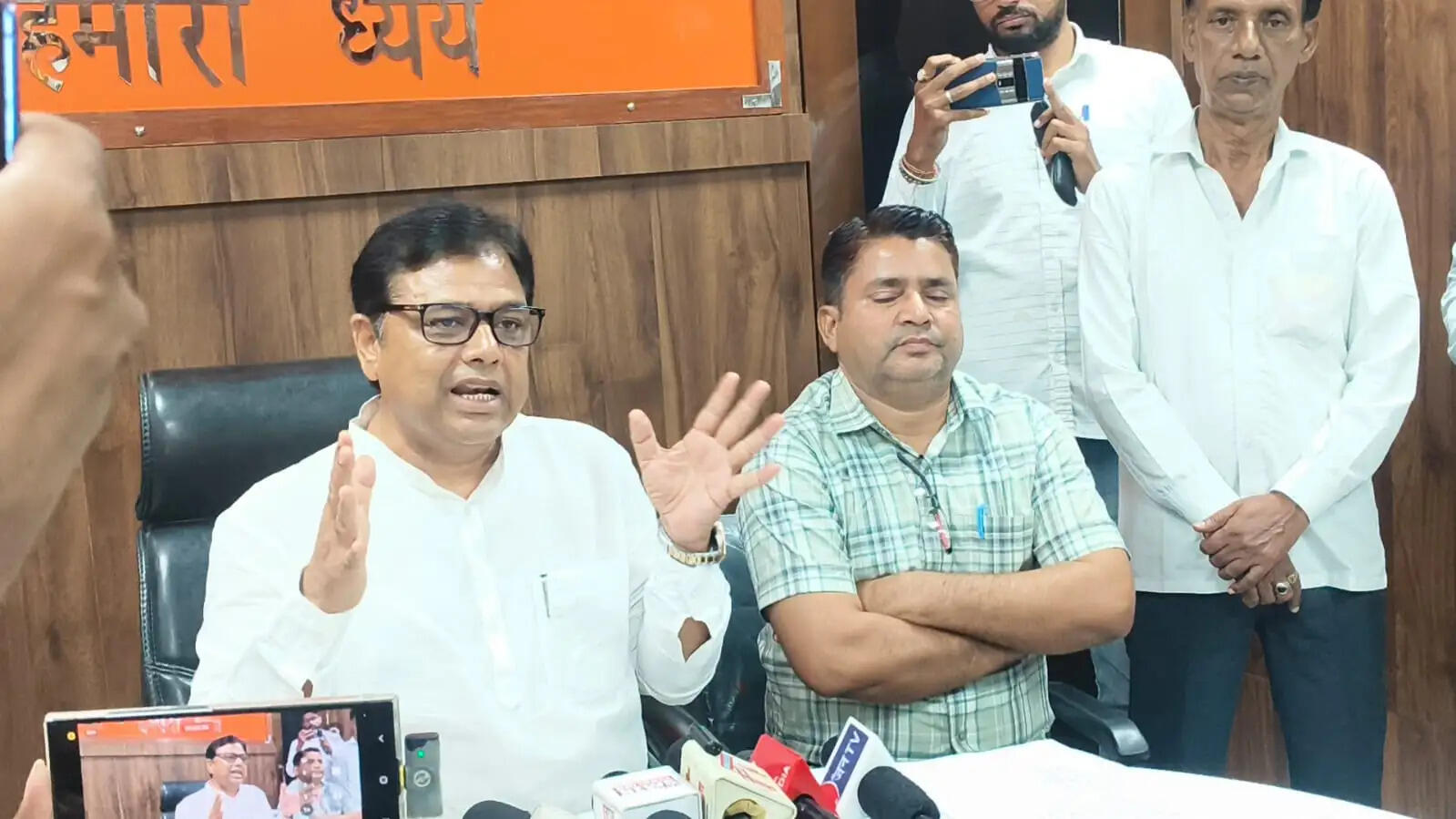 सभी वर्गों के विद्यार्थियों के लिए आयोजित हाेगा करियर काउंसलिंग