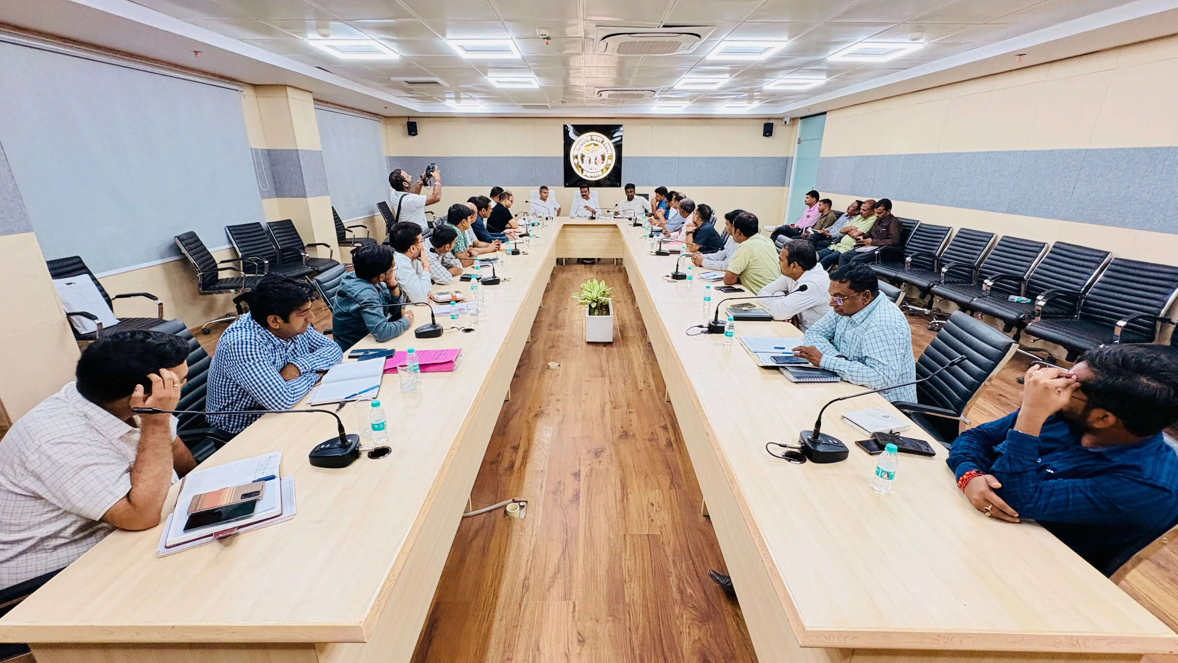 जलभराव का स्थायी समाधान होगा, पूरे प्रयागराज का सर्वे कराया जाएगा : महापौर