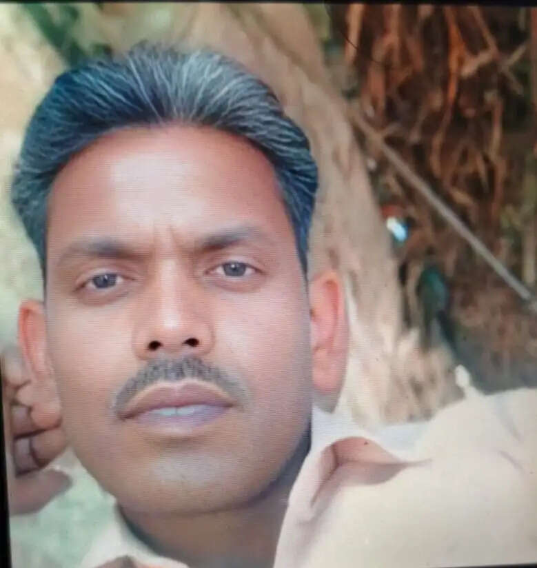 स्कॉर्पियो की टक्कर से चाचा-भतीजे की मौत, परिवार में मचा कोहराम
