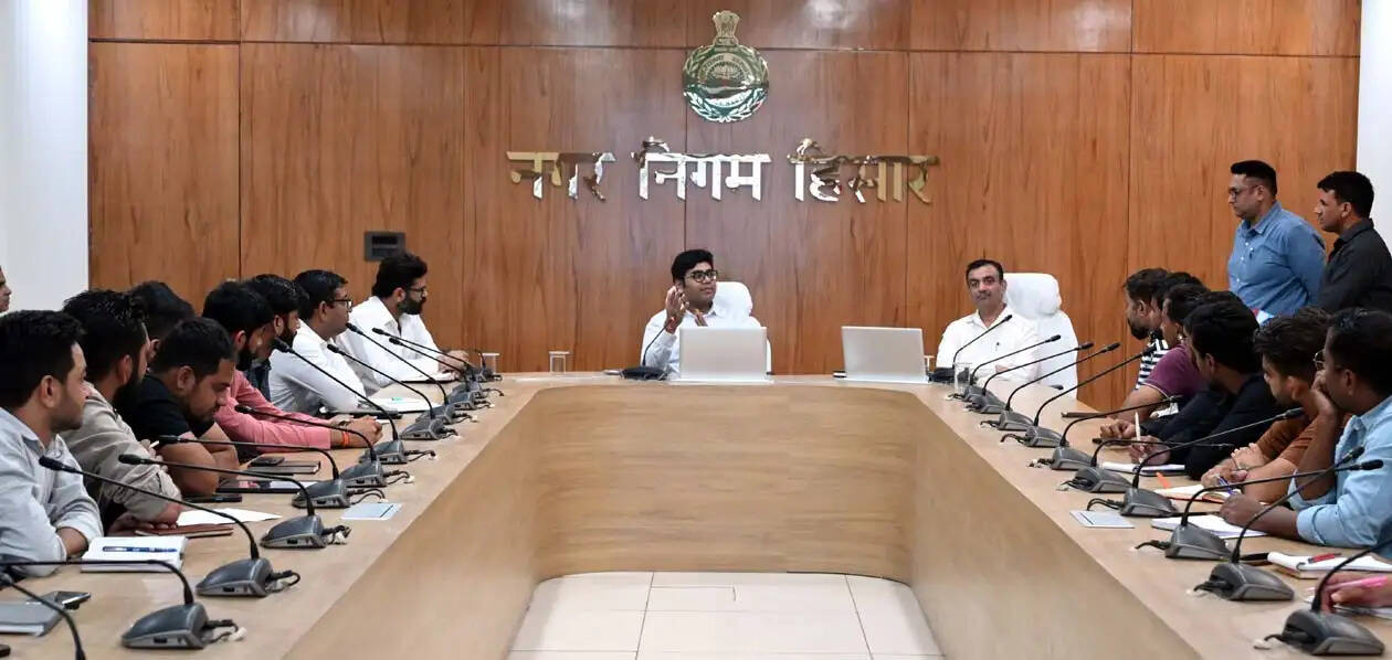 हिसार : निगम अधिकारियों का इम्तिहान शुरू, सफाई से जुड़े कर्मियों की छुट्टियां रद्द