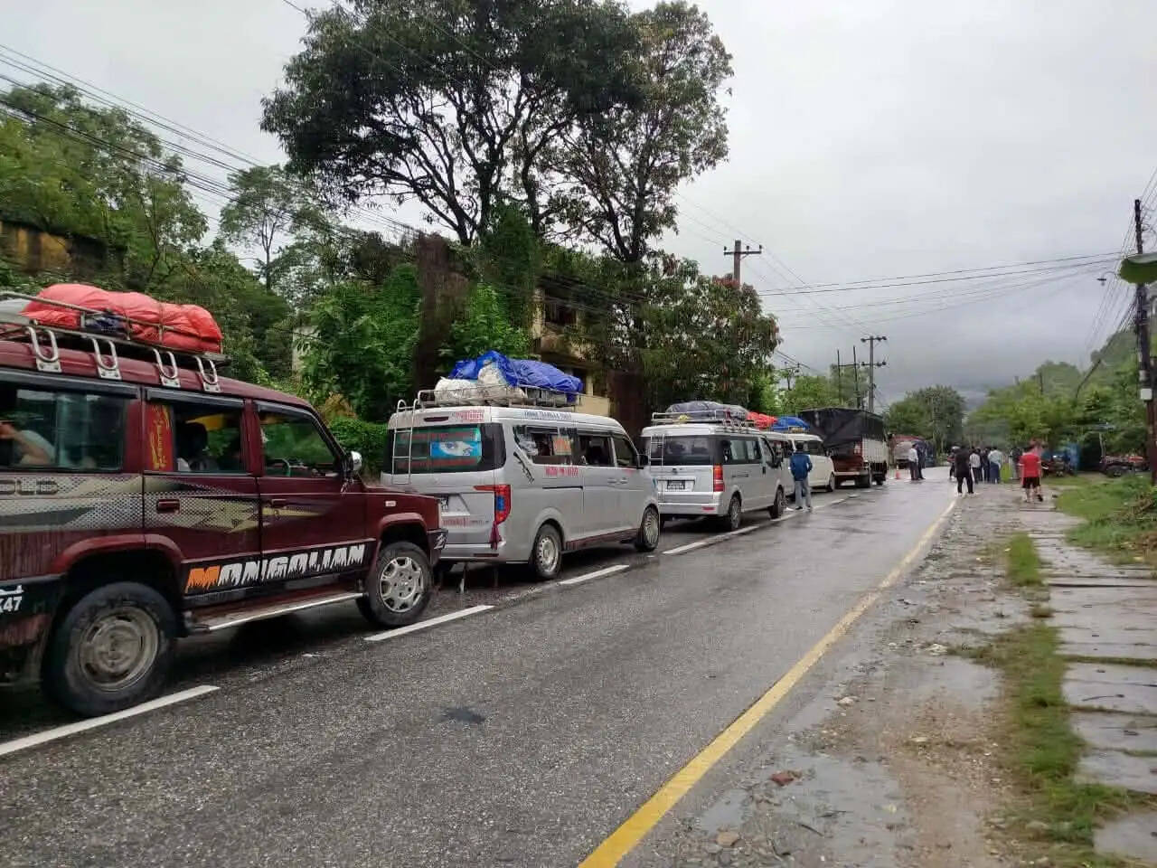 काठमांडू का संपर्क सड़क मार्ग से कटा