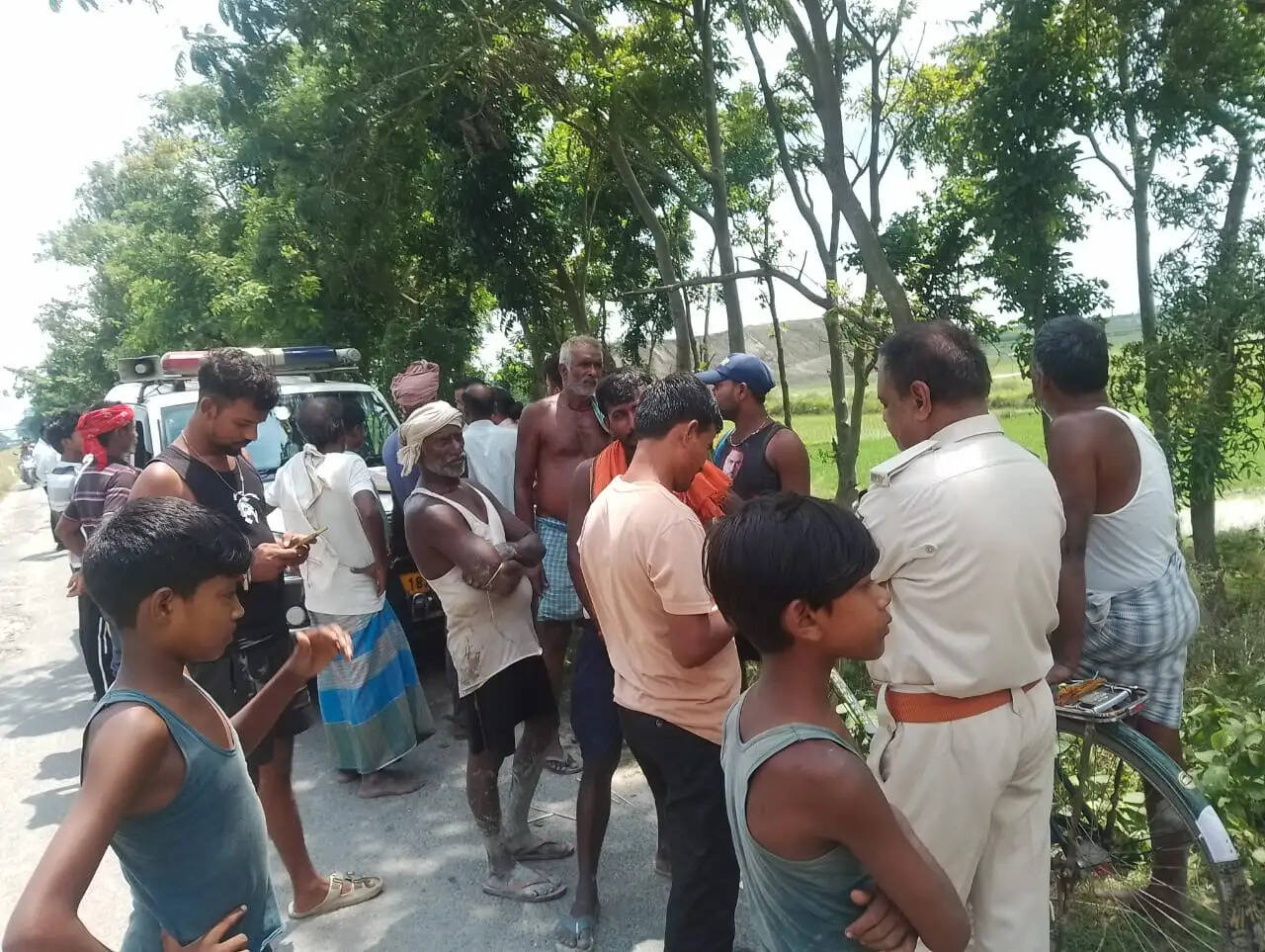 पानी से भरे गड्ढे में डूबने से 11 वर्षीय बच्ची की मौत, पिपराही गांव में मचा कोहराम