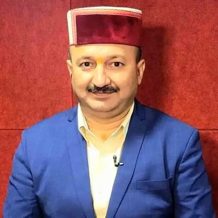 भाजपा के 13 जिला परिषद एकजुट, तीन और भी संपर्क में : बलबीर वर्मा