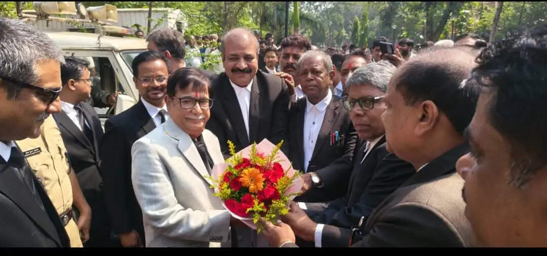 अधिवक्ता संघ ने किया जस्टिस का स्वागत