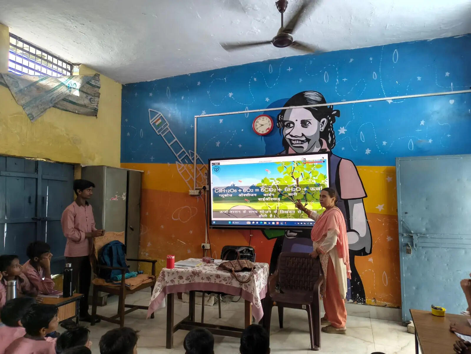 परिषदीय विद्यालयों में शैक्षिक गुणवत्ता को नई दिशा देने के लिए निरंतर नवाचारी व प्रभावी प्रयास जारी