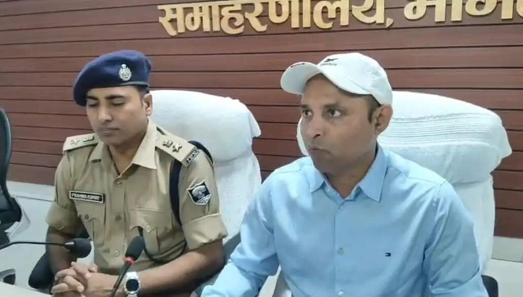 निःशुल्क नाव सेवा शुरू, सुबह-शाम तक ही होगा परिचालन