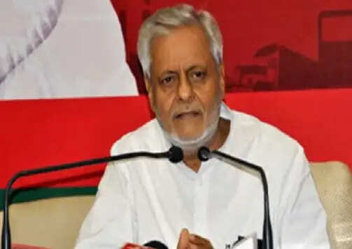 सपा के वरिष्ठ नेता राजेन्द्र चौधरी की तबीयत बिगड़ी, सिविल अस्पताल में भर्ती