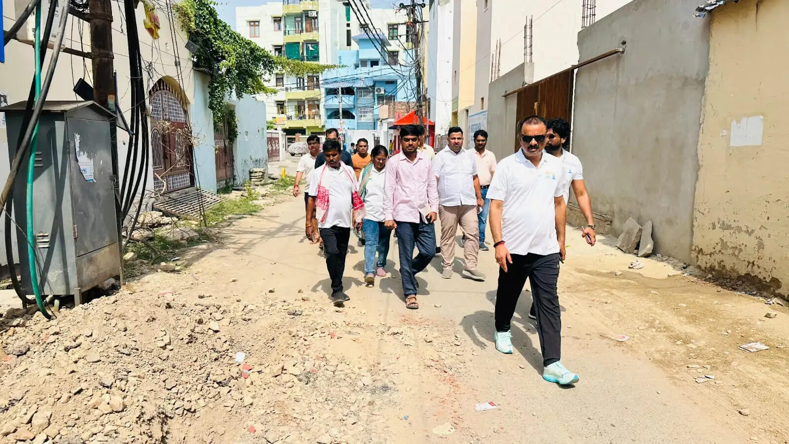 वाराणसी शहर के 90 प्रतिशत नालों की सफाई पूरी, महापौर ने लिया जायजा