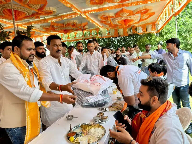 इंदौरः सांवेर क्षेत्र में पहुंची सेवा संकल्प अभियान यात्रा, शिप्रा घाट पर बाइक राइडर्स का हुआ भव्य स्वागत