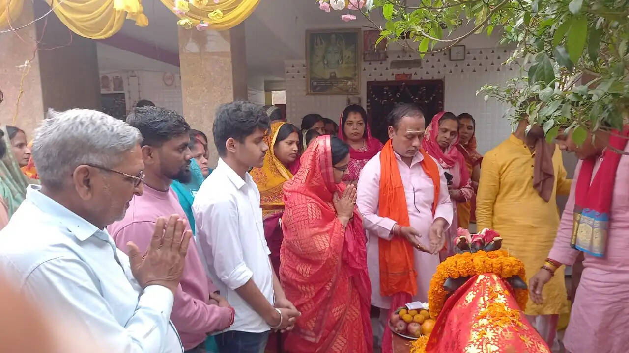 श्री पुर्नेश्वरनाथ भोले नाथ मंदिर में नंदी महाराज की हुई प्राण प्रतिष्ठा