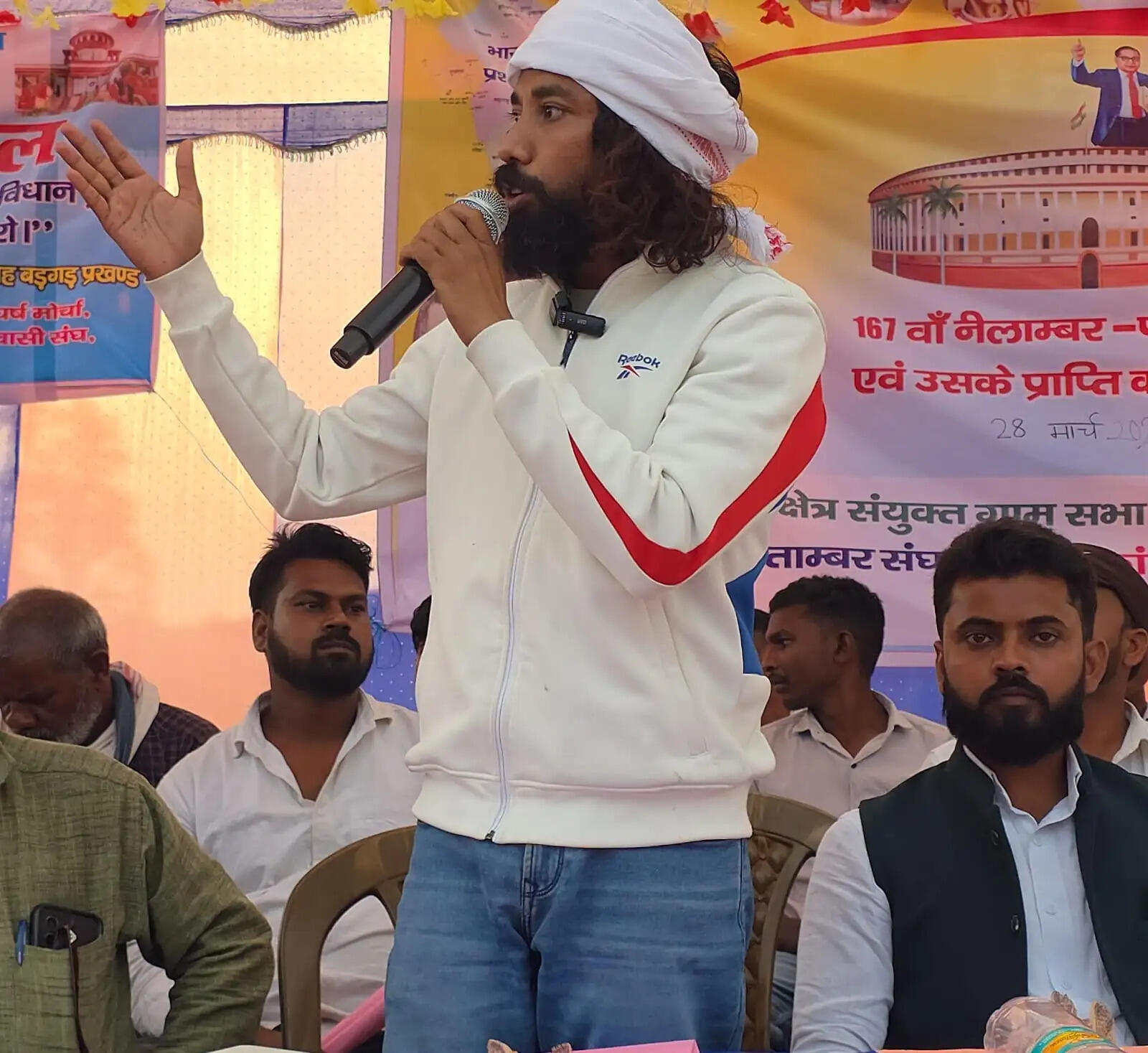 छात्रों की मांगों पर गंभीरता से विचार करे सरकार : देवेन्द्रनाथ