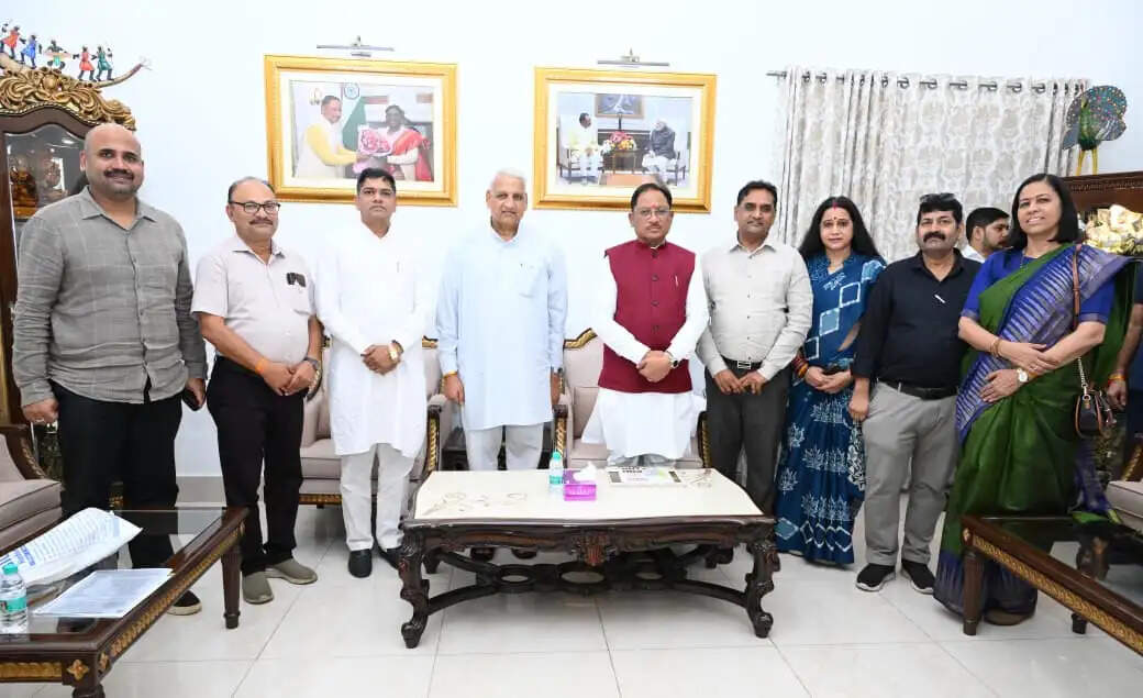 रायपुर में 14वें इंडिया इंडस्ट्रियल फेयर की तैयारियां तेज, मुख्यमंत्री साय से मिला प्रतिनिधिमंडल