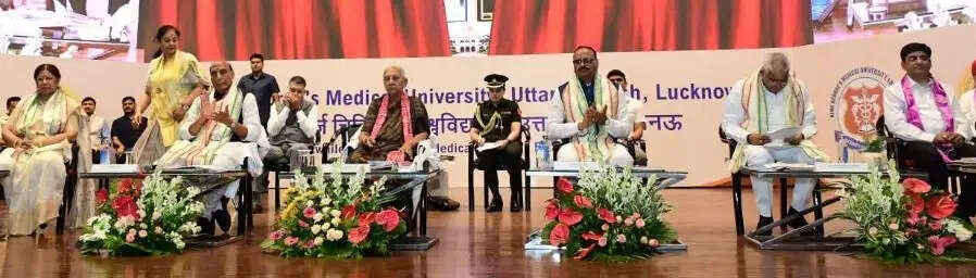 युवा चिकित्सक तीन वर्ष ग्रामीण क्षेत्रों में सेवा देने का संकल्प लें: राज्यपाल