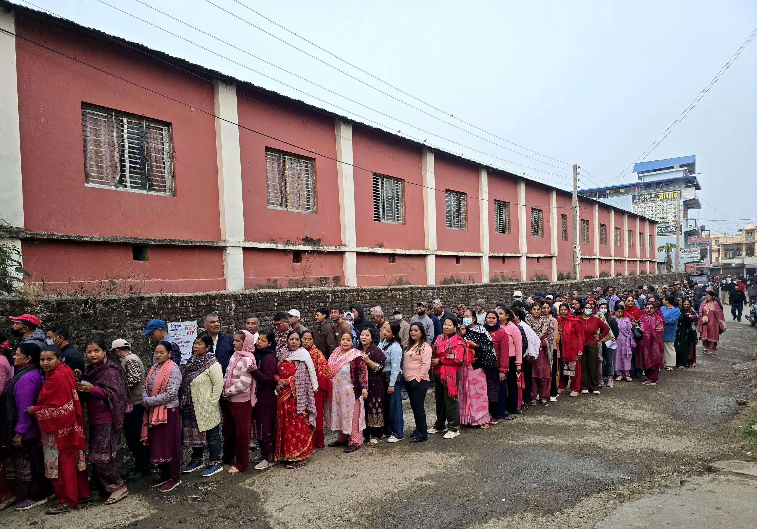 नेपाल में जेन जी प्रदर्शन के दौरान जेल तोड़कर भागे 1200 कैदी अभी भी फरार