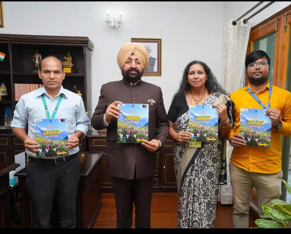 राज्यपाल गुरमीत सिंह से केंद्रीय मंत्री रामदास आठवले और क्षेत्रीय पासपोर्ट अधिकारी ने की मुलाकात