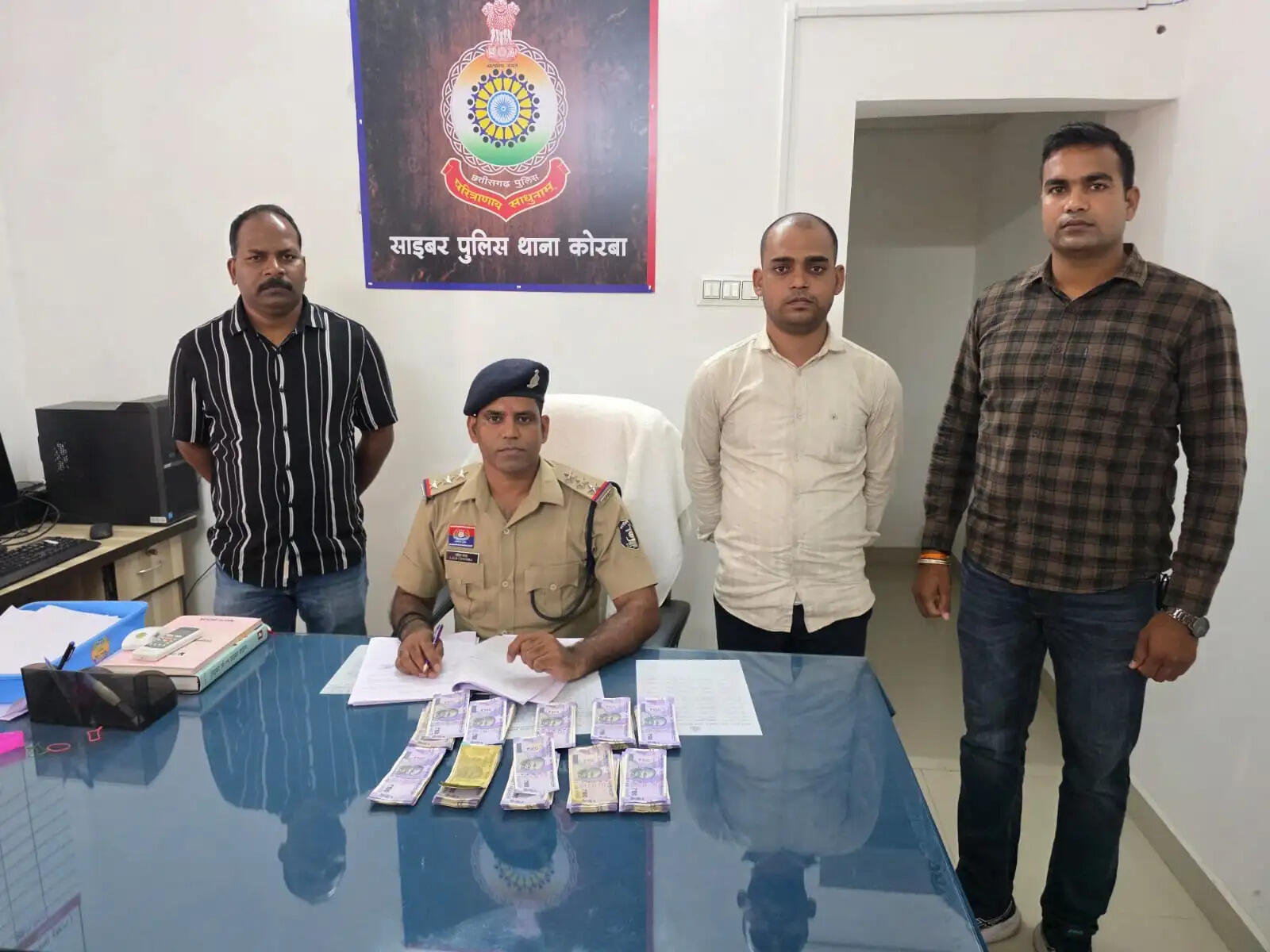 लोन दिलाने के नाम पर साइबर ठगी करने वाला आरोपित गिरफ्तार