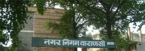 वाराणसी: नगर आयुक्त का अल्टीमेटम, 15 दिनों में नगर निगम को हैंडओवर हो भिटकुरी कान्हा गौशाला