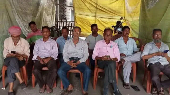 आसनसोल रेलपार ट्रेडर्स वेलफेयर एसोसिएशन का आंदोलन 1245वें दिन में पहुंचा