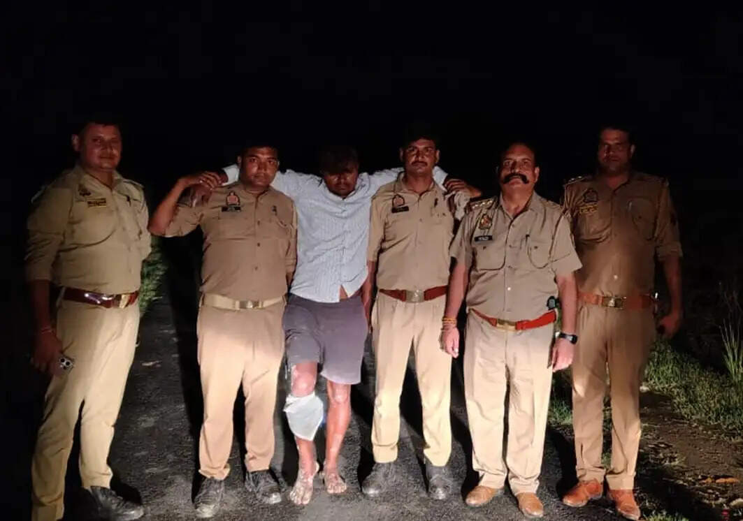 इटावा: आठ वर्षीय नाबालिग के साथ दुष्कर्म का आरोपी मुठभेड़ में गिरफ्तार,असलाह कारतूस बरामद