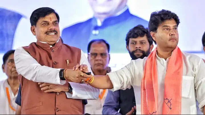 प्रधानमंत्री मोदी के नेतृत्व में आयात करने वाला भारत बन गया रक्षा उत्पादों का निर्यातक : मुख्यमंत्री डॉ यादव