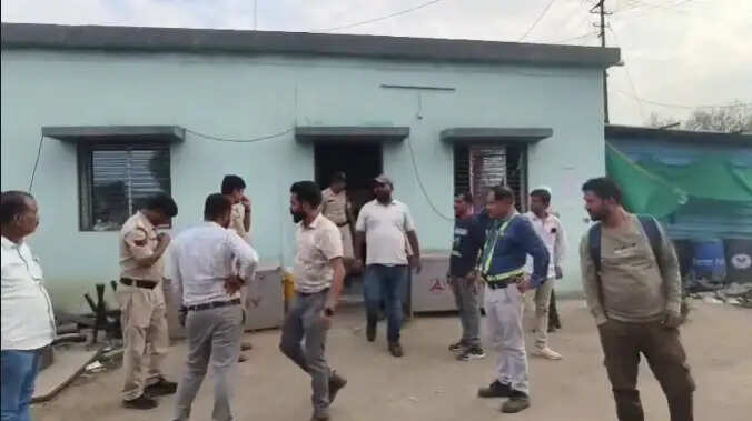 अनूपपुर: नौकरी दिलाने के दबाव को लेकर विवाद बढ़ा चली गोली, तीन के खिलाफ मामला दर्ज, आरोपी फरार