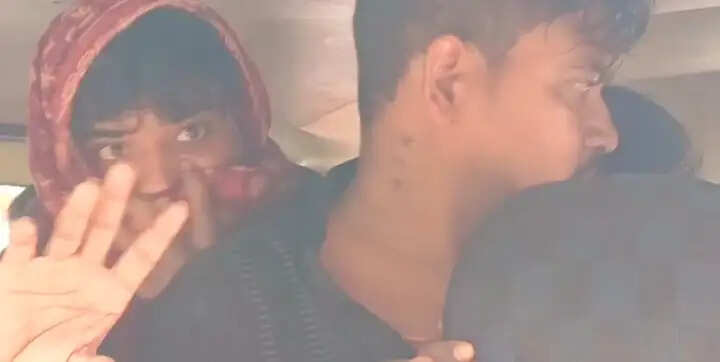 आसनसोल स्टेडियम में प्रधानमंत्री की सभा में 80 मोबाइल चोरी, पकड़े गए चोर