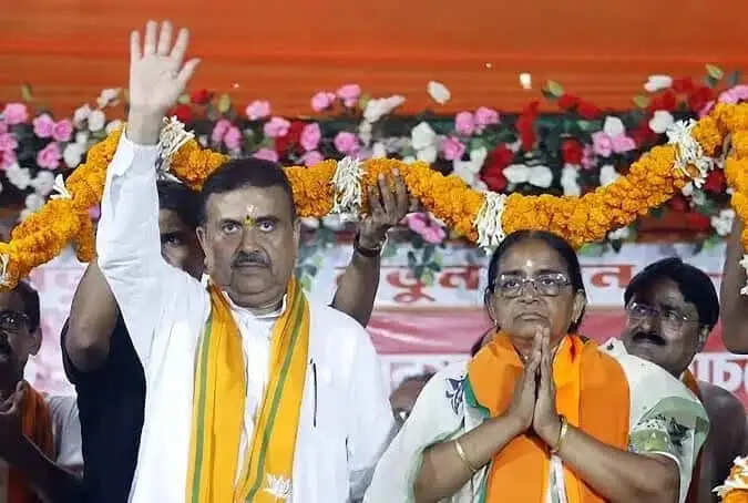 नंदीग्राम में शुभेंदु का रिकॉर्ड तोड़ 1.22 लाख वोटों से जीतीं भाजपा प्रत्याशी, रेजिनगर में भी खिला कमल