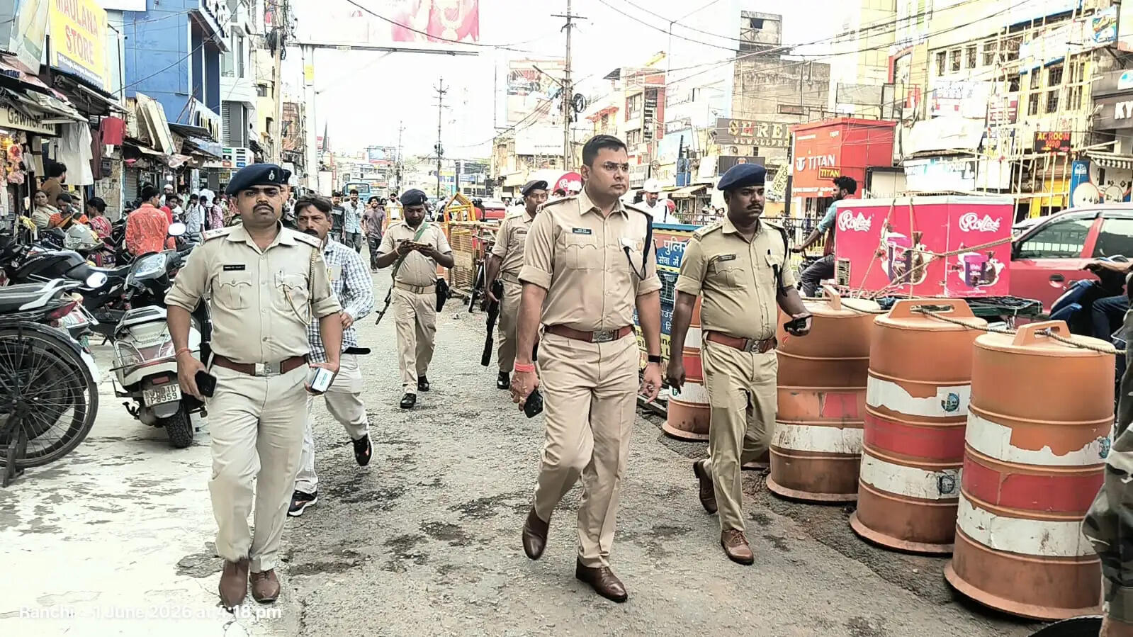 मुख्यमंत्री के औचक निरीक्षण से प्रशासन में हलचल, कांटाटोली चौक पर ट्रैफिक व्यवस्था पर जताई नाराजगी