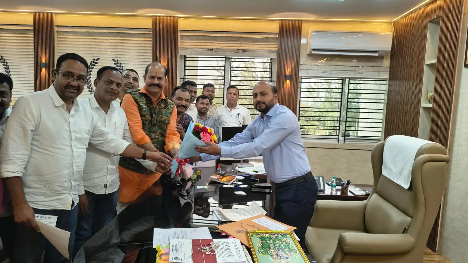 लघु खनिज की आपूर्ति में सरकार विफल, ठेकेदारों पर विभाग ठोक रहा जुर्माना