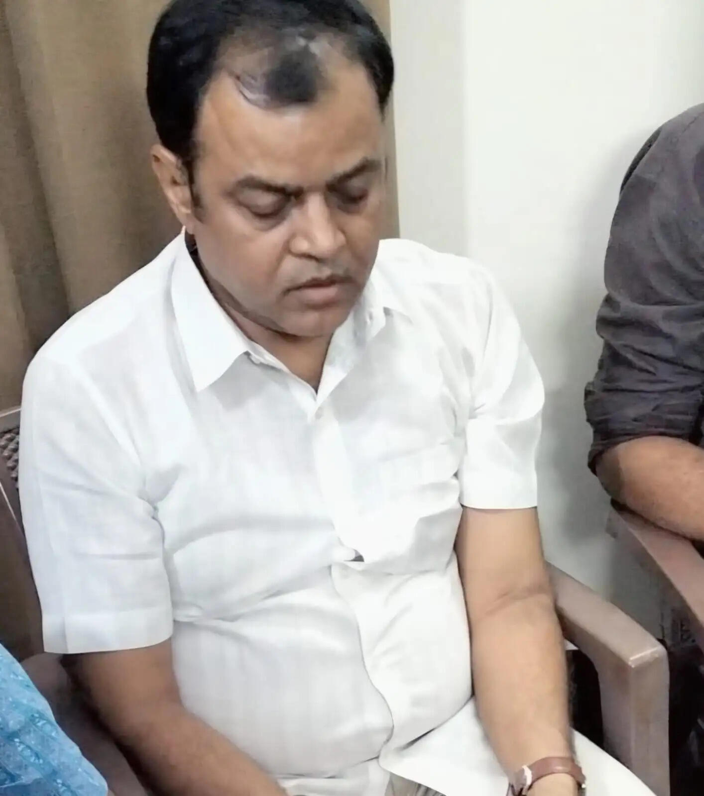 8.14 लाख रुपए की संदिग्ध राशि के साथ लोहावट बीडीओ को पकड़ा